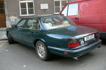 XJ 6